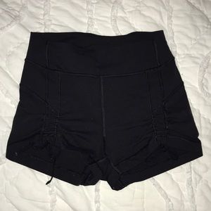 Lululemon booty shorts